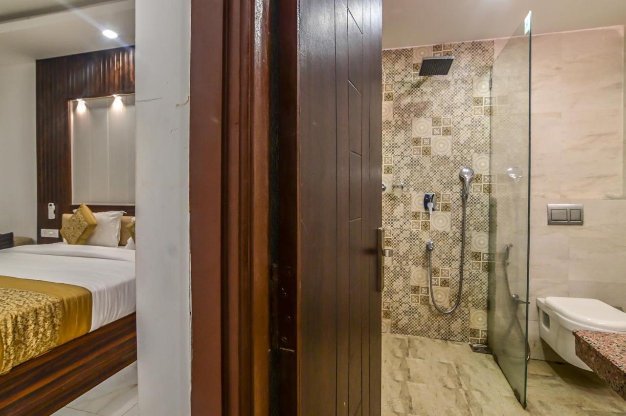 קנדולים De Falcon Goa Beach Resort מראה חיצוני תמונה